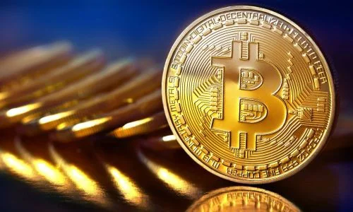 又见证历史！比特币突然直拉 超9万人爆仓！发生了什么？缩略图