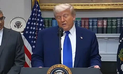 TickMill如何下载和查看历史数据？您的补仓通知/强制平仓的比例是多少？设置止损，止赢和追踪止损的限制是什么？缩略图