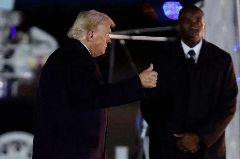 硅谷政治行动遭白宫施压：谨慎考虑立场 勿要站在特朗普对立面缩略图