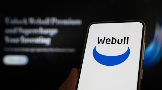 Webull 允许美国散户交易者通过 MCP 服务器使用自然语言进行交易缩略图